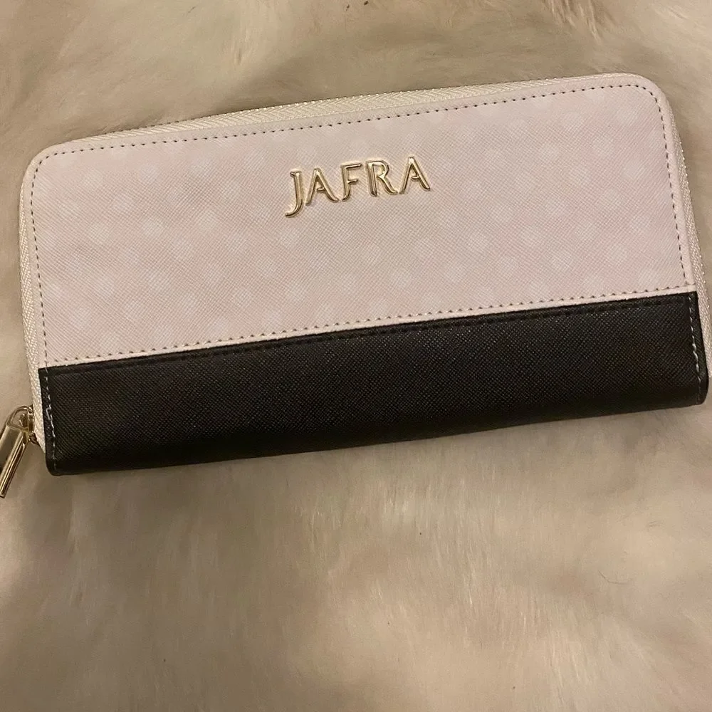 [jafra] VIP wallet BNWT  #9